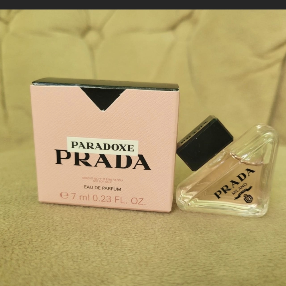 Prada mini